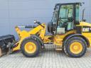 Caterpillar 908M / 2018 / 3000 ur / zakup od 20%