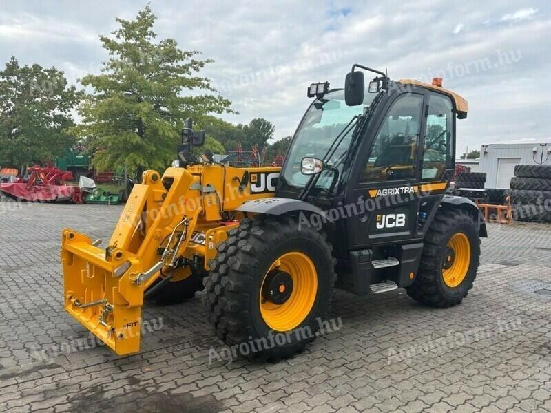 Teleskopický nakladač JCB 542-70 AGRI XTRA