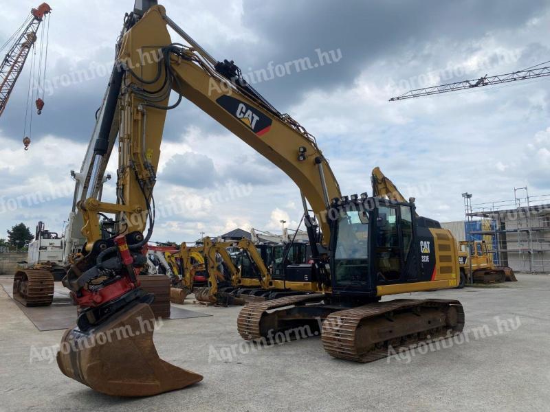 Caterpillar 323 EL / 2012 / 14.200 sati / Rototilt / Najam od 20%