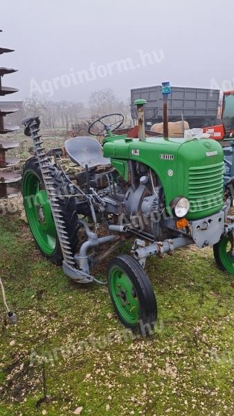 Mały ciągnik Steyr 15 oldtimer