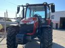 Massey Ferguson 5711M - tractor