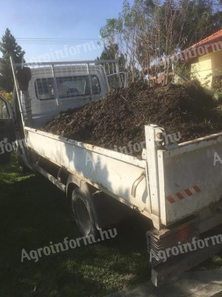 Ordering mature, mixed stable manure for small gardens in Pusztazámor