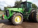 John Deere 8300