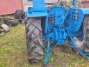 Traktor Ford 2000 god