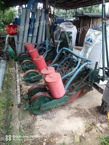 Spc 6 seed drill, foldable, with deflector, with seed monitor for sale, sprayer replacement