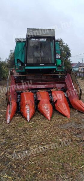 Progress 514 combine harvester