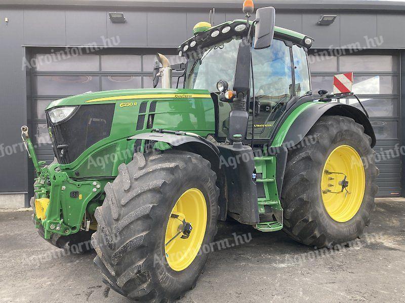 Ciągnik John Deere 6230R