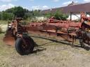 6 head IH Case plough for sale