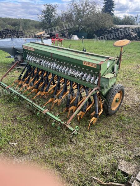 Seed drill