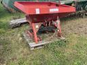 Fertilizer spreader