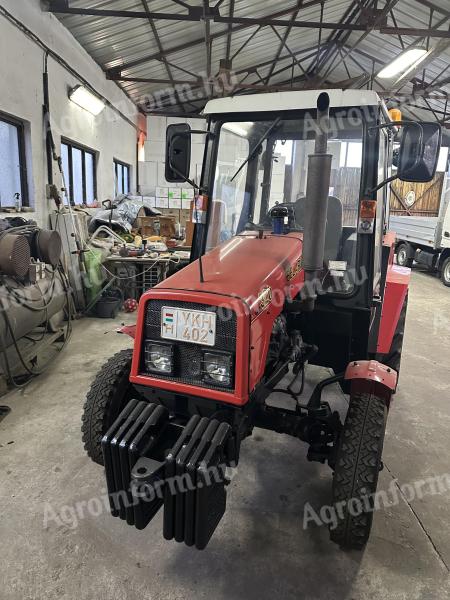 MTZ Belarus 320