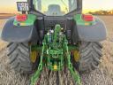 John Deere 6125M Traktor zu verkaufen