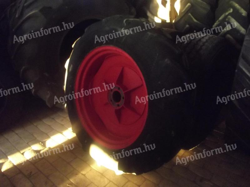 12,4 R 28 mounted wheel for sale