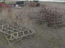 Various sizes of pegs and barrels for sale from 10.000 Ft/piece