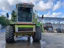 Claas Dominator 106