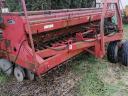 IH-6200 Seeder