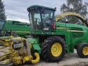 John Deere 7300 silage harvester