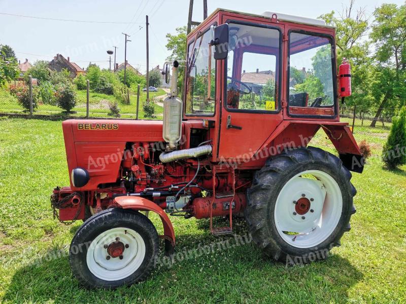 Vlagyimirec MTZ Belarus T25 + plough + tiller for sale