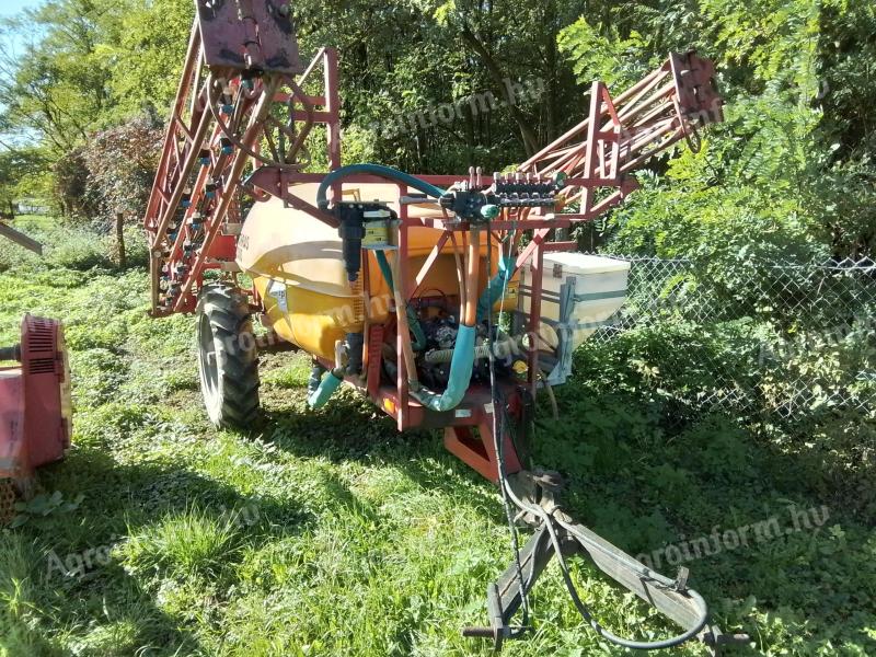 Source 2000/18 Sprayer