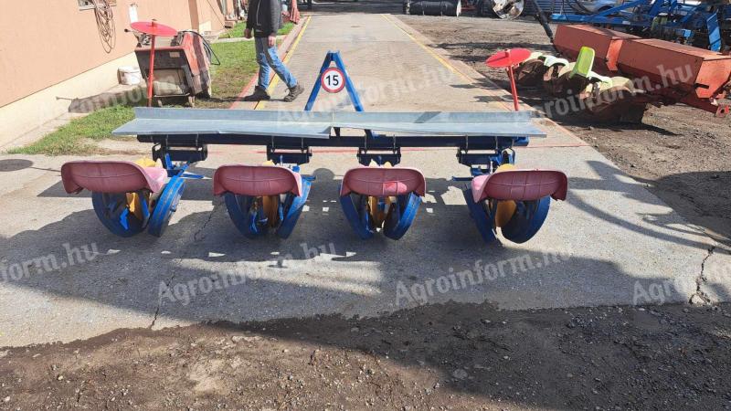 For sale a 4 row planter