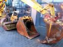 Liebherr A900 / 1996 / 11 500 ore / 4 linguri / Listat