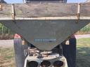 Fertilizer spreader