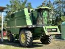 John Deere 2056