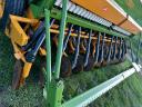 AMAZONE D7/30E disc grain drill