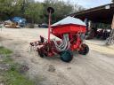 Accord DL 450 pneumatic disc grain drill