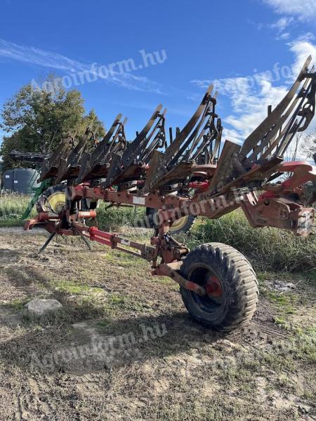 Gregoire Besson SP9 six-headed rotary plough