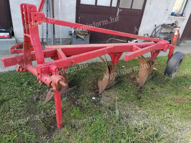 3 headed hanging plough (Austrian made)