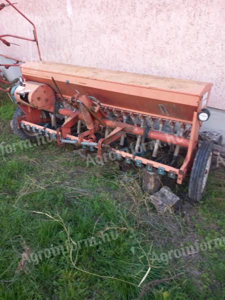Reform seed drill 21 row