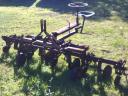 Heger steerable gardening 4 row row cultivator with row guard with disc