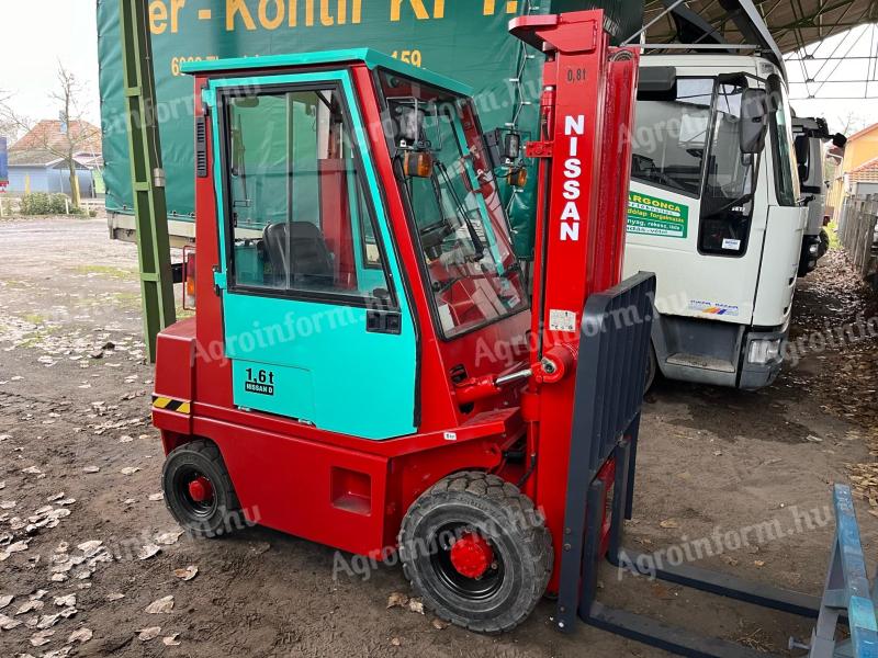 Nissan EH01 A150 forklift