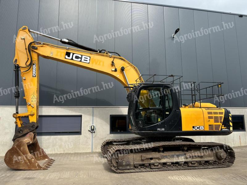 JCB JS220LC / 2017 / 8400 hodín / Nájom od 20%