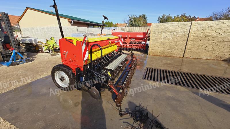 Pöttinger Vitasem 3000 disc seed drill