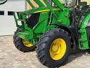 John Deere 6100 RC Premium tractor with loader