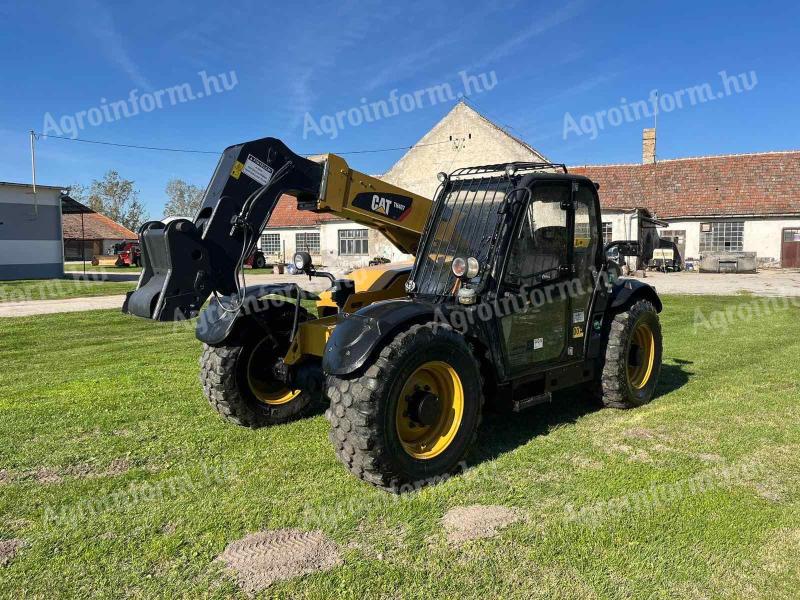 Caterpillar TH407 AG telescopic handler