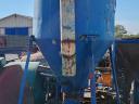 3 STK 1 tonne feed mixers