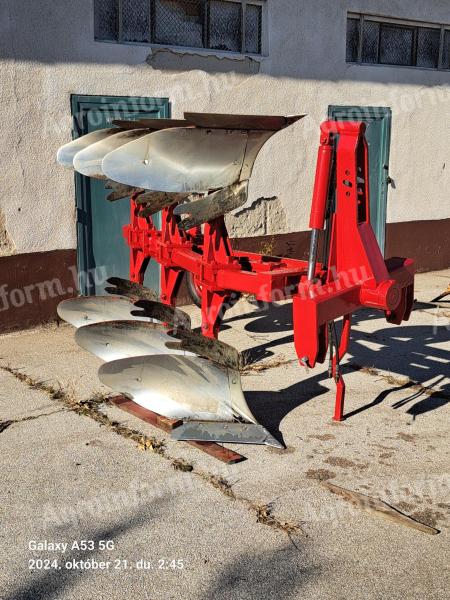 Swallow /Szögi-type/ 3 head alternating plough