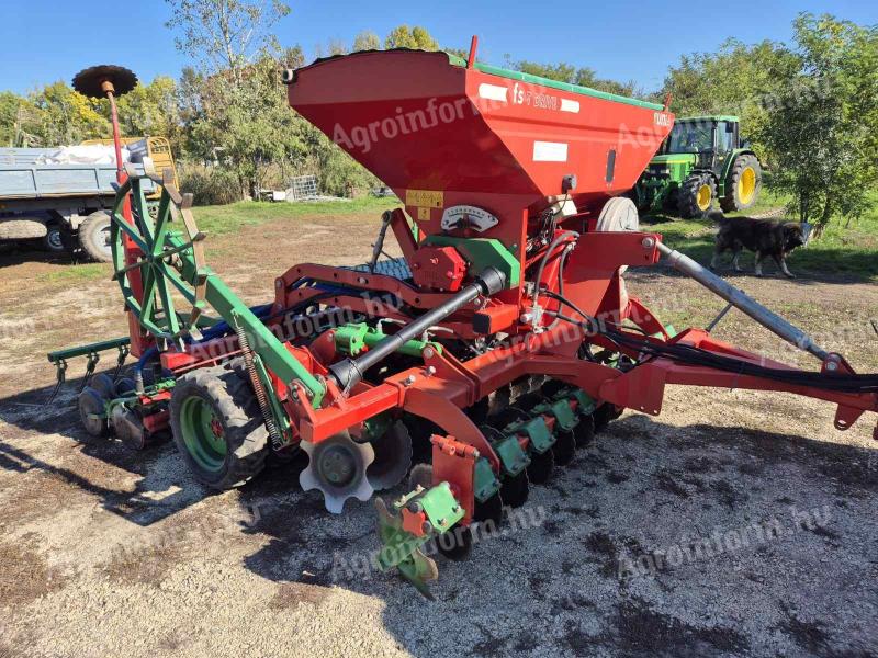 Unia FST Drive 1000/3 direct seeder