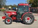 Tractor pentru plantații McCormick V75 cu șenile înguste