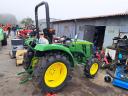 JOHN DEERE 3036E 4x4