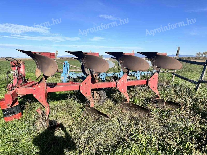 Vogel Noot 4 head rotary plough