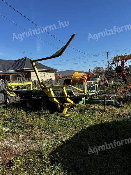 Samonakladací transportér balíkov Simpa T-150/1