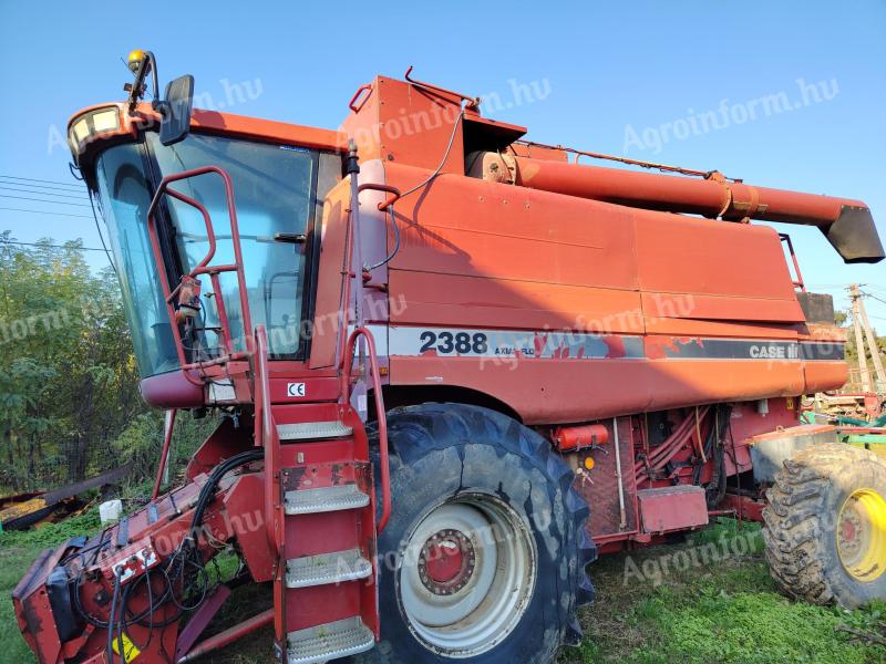 Case IH 2388 combine harvester