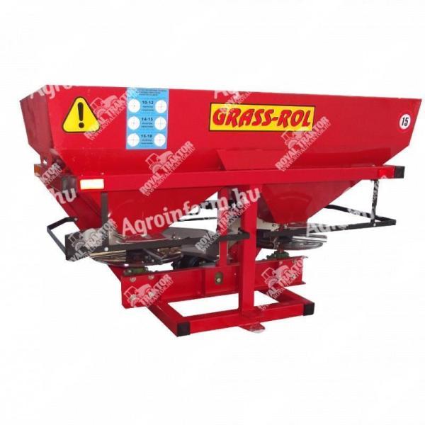 GRASS-Nozzle NO56 600L Double Fertilizer Spreader - Royal Tractor