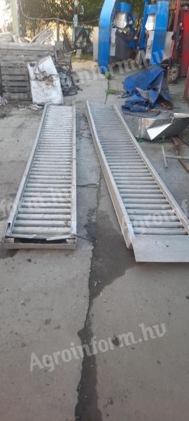 Aluminum ramp 410 x 57 x 15 flanges