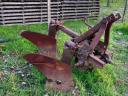 Suspended, double-headed plough for sale