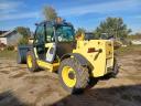 New Holland LM732 type telescopic handler